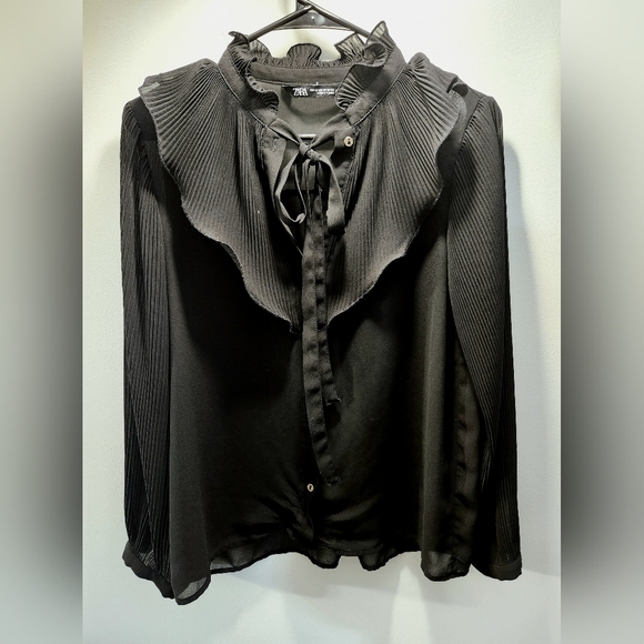 Zara Size XS Women's Blouse, Black, Semi-sheer, Ruffle/Frills, Ribbon, Romantic - Picture 1 of 4